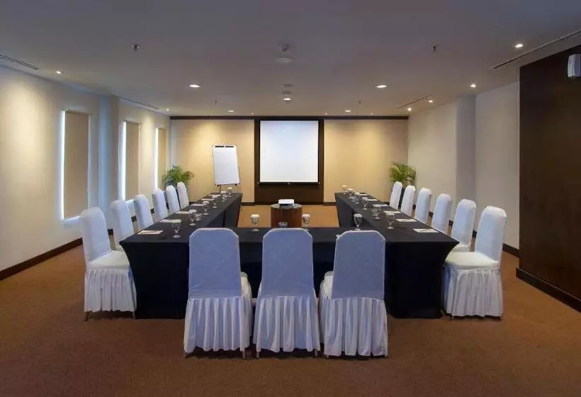 Fotos del hotel Primebiz  Kuta:  6