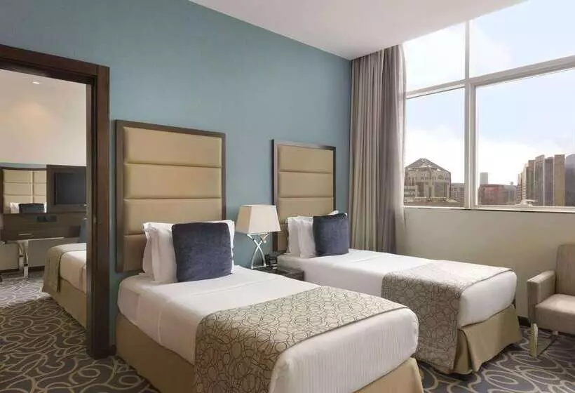 Fotos del hotel Ramada By Wyndham Abu Dhabi Corniche:  18