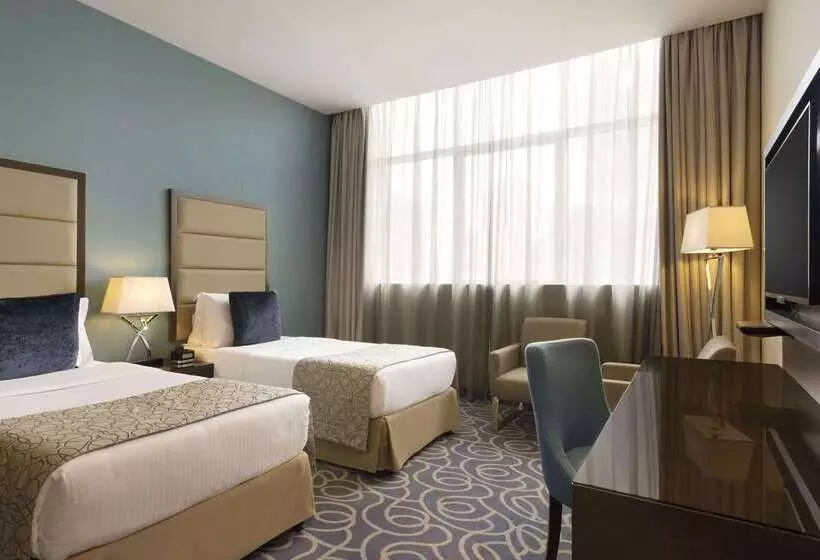 Fotos del hotel Ramada By Wyndham Abu Dhabi Corniche:  2