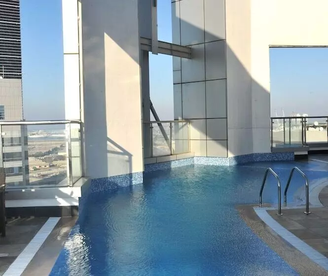 Fotos del hotel Ramada By Wyndham Abu Dhabi Corniche:  12