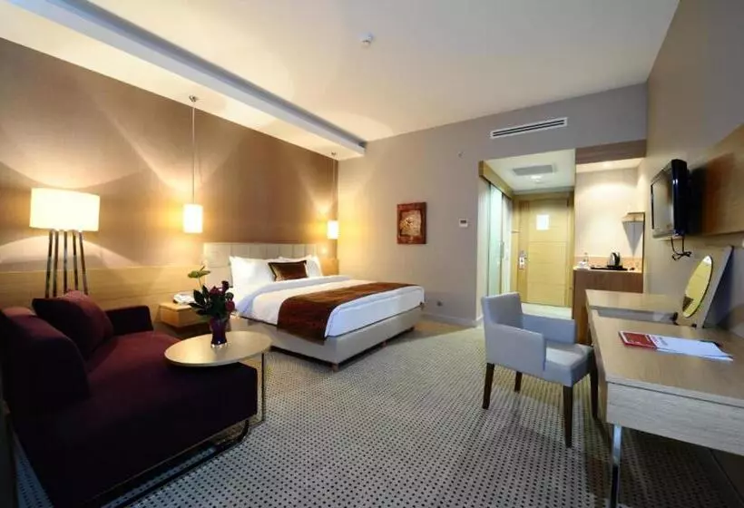 Fotos del hotel Ramada By Wyndham Podgorica:  11