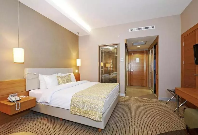 Fotos del hotel Ramada By Wyndham Podgorica:  16