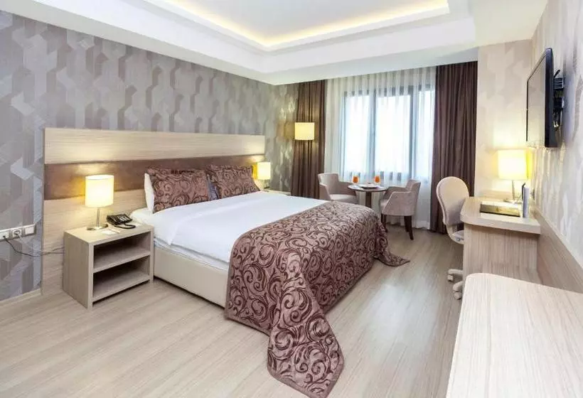 Fotos del hotel Golden Way Giyimkent:  2