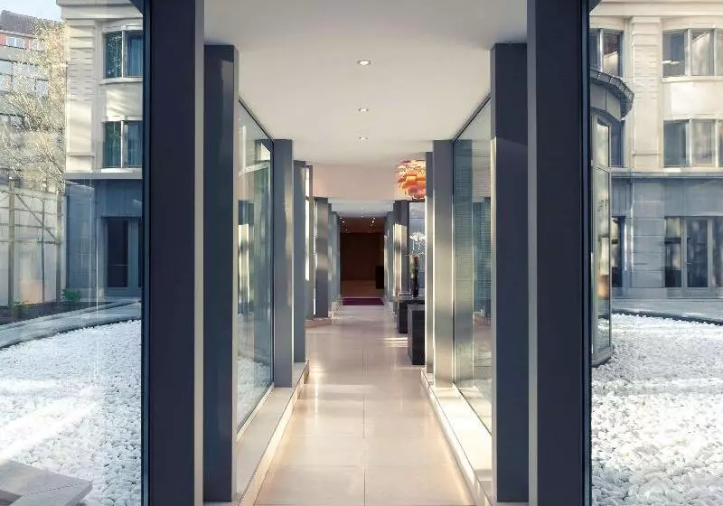 Fotos del hotel Mercure  Brussels Centre Midi:  5