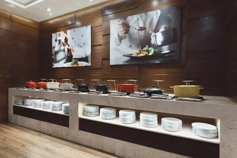 Fotos del hotel Paragon Saigon:  9