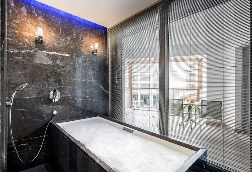 Fotos del hotel Radisson Blu Hotel & Spa, Istanbul Tuzla:  5