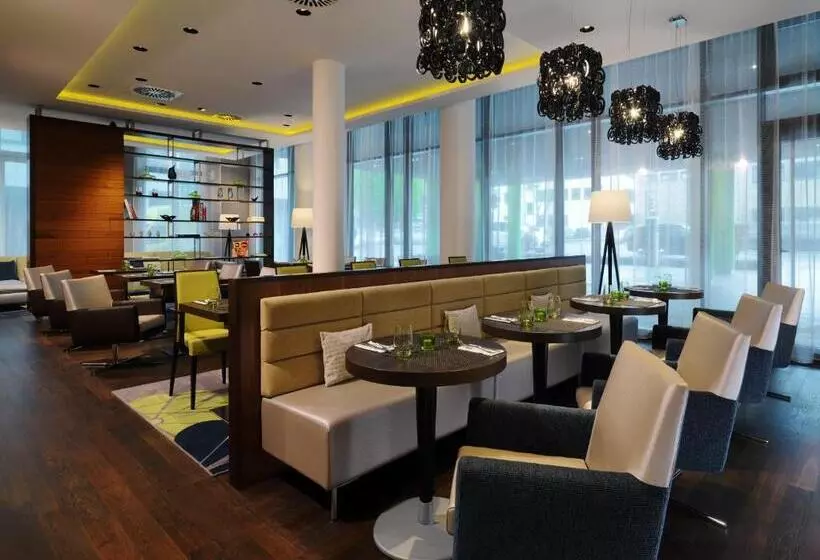Fotos del hotel Courtyard By Marriott Cologne:  11