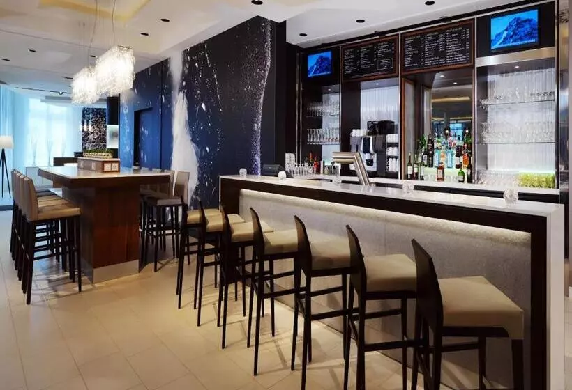 Fotos del hotel Courtyard By Marriott Cologne:  6