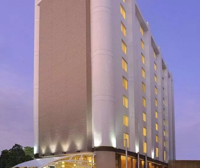 Four Points By Sheraton Ahmedabad