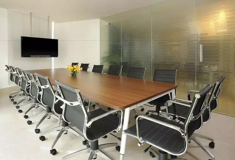 Fotos del hotel Four Points By Sheraton Ahmedabad:  19