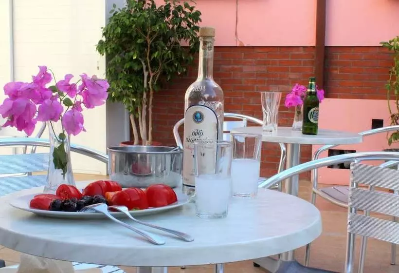 Fotos del hotel Rodian Gallery Hotel Apartments:  14