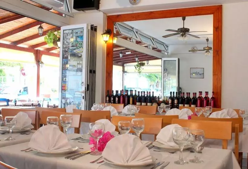 Fotos del hotel Rodian Gallery Hotel Apartments:  9