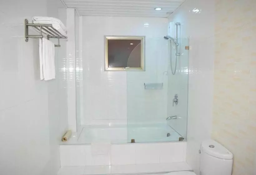 Fotos del hotel Diamond Suites And Residences:  13