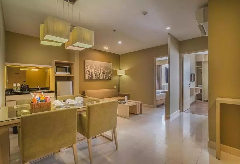 Fotos del hotel él  Royale Jakarta:  25