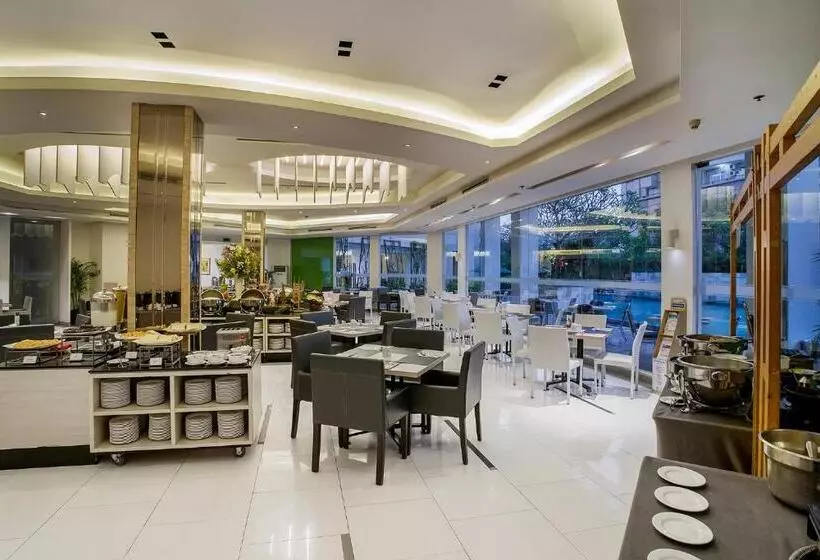 Fotos del hotel él  Royale Jakarta:  4