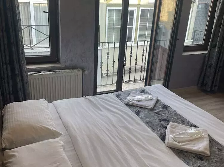 Fotos del hotel Alyon Suite:  22