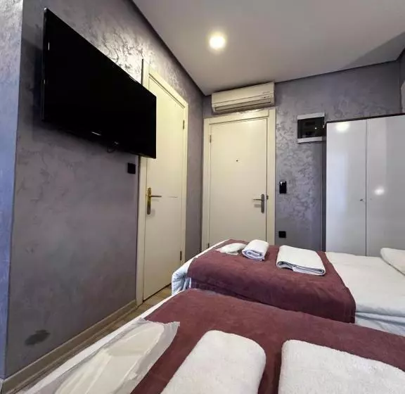 Fotos del hotel Alyon Suite:  17