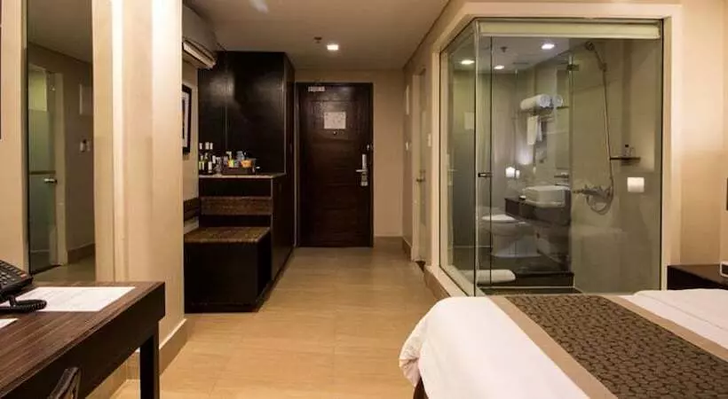 Fotos del hotel Goldberry Suites And:  10