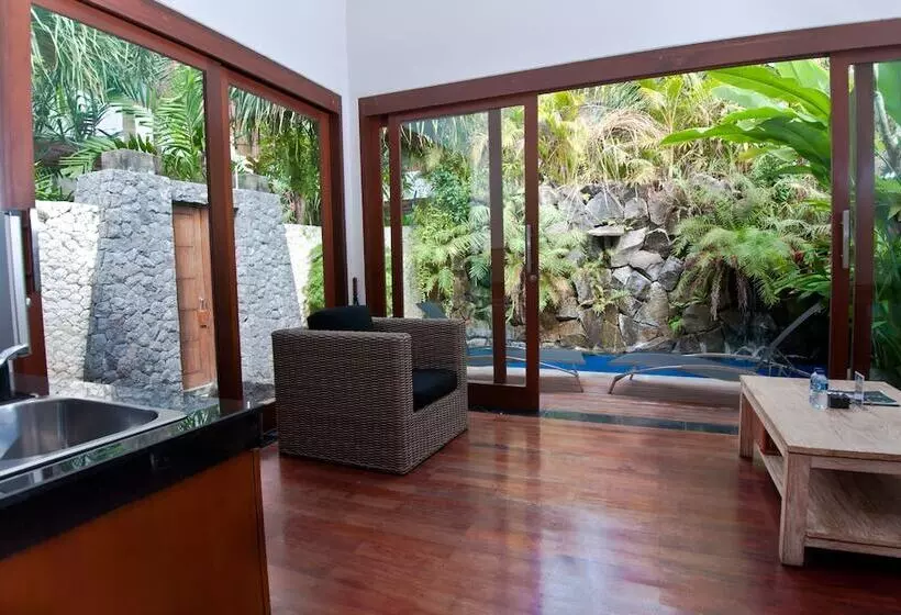 Fotos del hotel The Dipan Resort Petitenget:  24