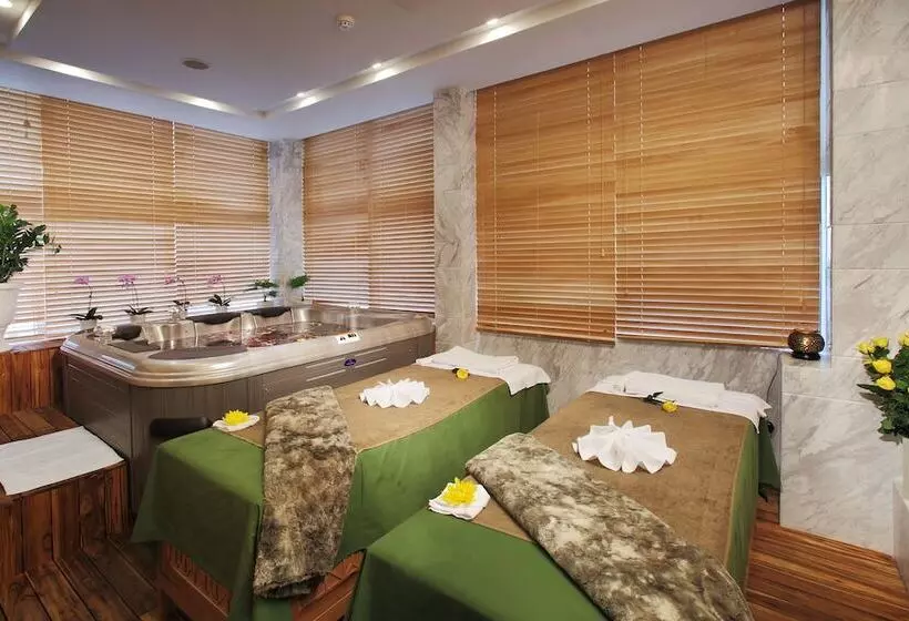 Fotos del hotel Golden Silk Boutique:  4