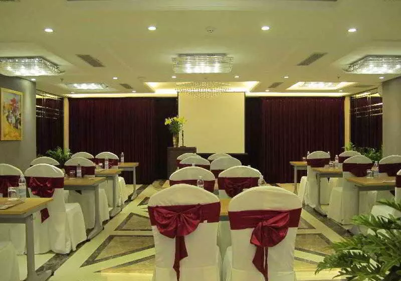 Fotos del hotel Golden Silk Boutique:  14