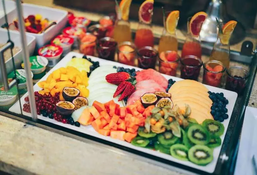 Fotos del hotel L'arrivée Hotel & Spa:  16