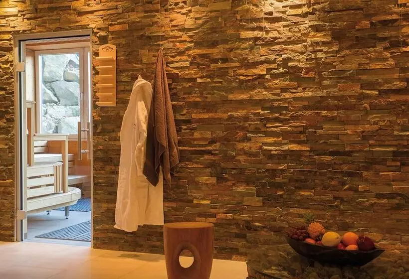 Fotos del hotel L'arrivée Hotel & Spa:  11