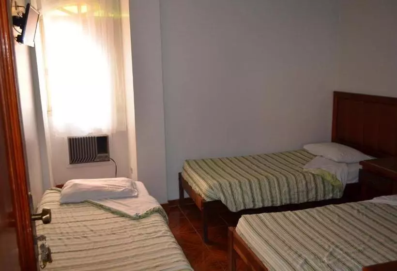 Fotos del hotel Reinales Plaza:  16