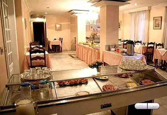 Fotos del hotel Reinales Plaza:  9