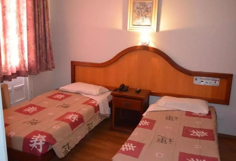 Fotos del hotel Reinales Plaza:  15