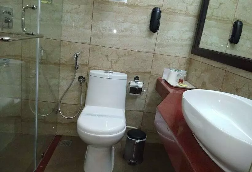 Fotos del hotel Yuvarani Residency:  12