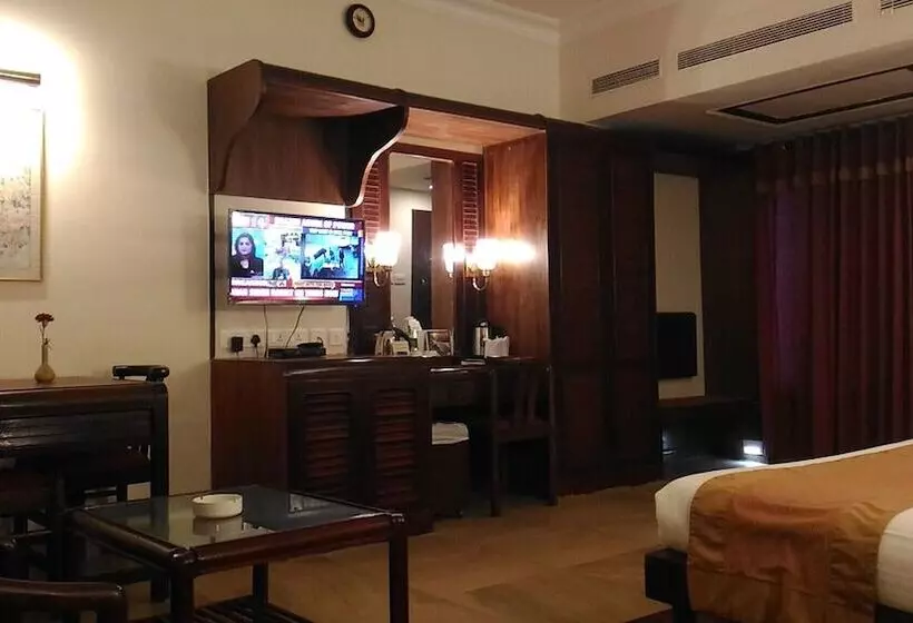 Fotos del hotel Yuvarani Residency:  23