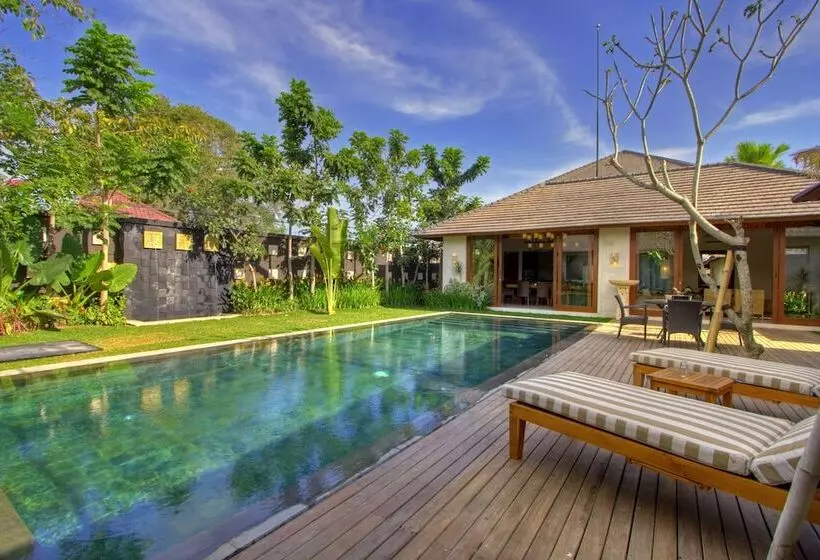 Fotos del hotel The Akasha Luxury Villas and Boutique Hotel:  2