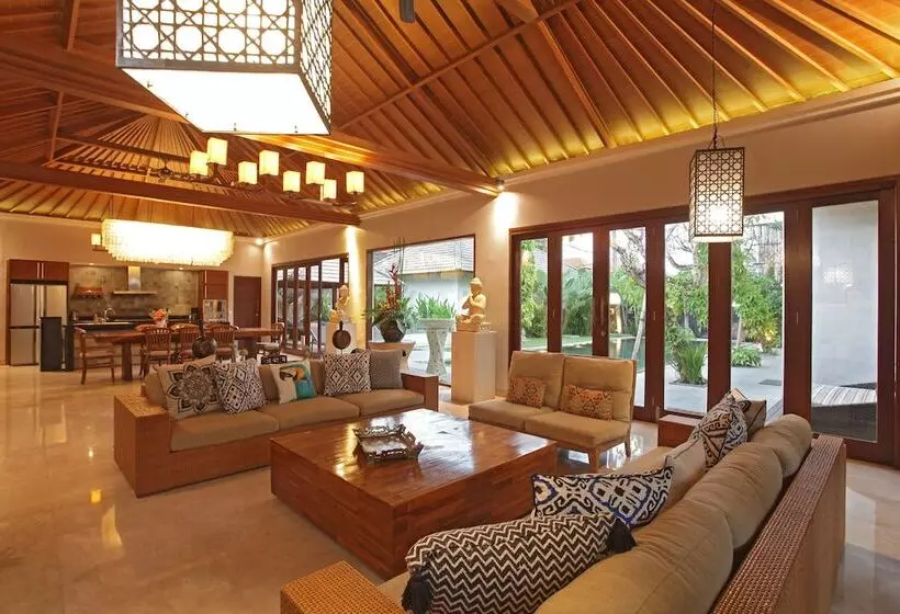 The Akasha Luxury Villas and Boutique Hotel