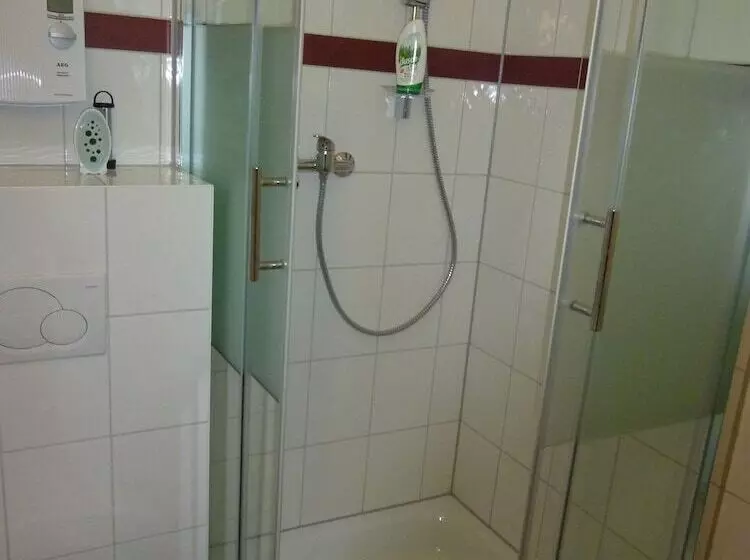 Fotos del hotel Famosa:  3