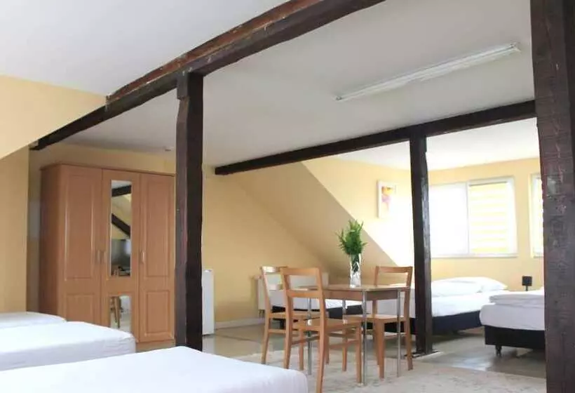 Fotos del hotel Famosa:  25