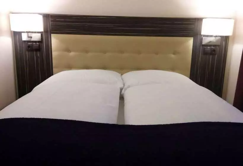 Fotos del hotel Famosa:  24