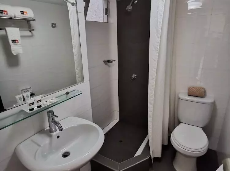 Fotos del hotel Sm Hotel And Business:  13