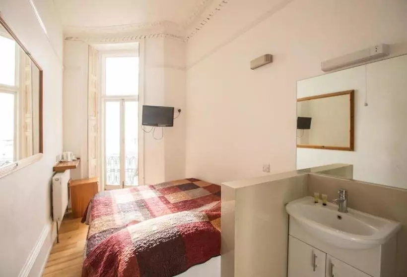 Fotos del hotel Cecil House:  5