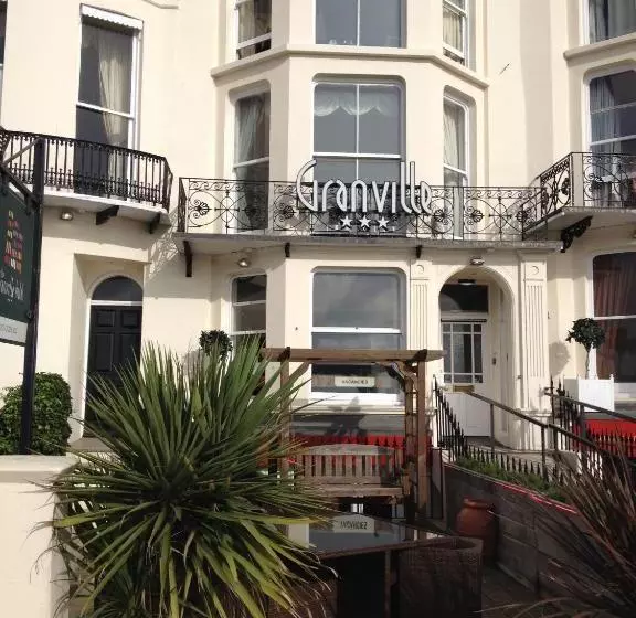 Fotos del hotel Cecil House:  7