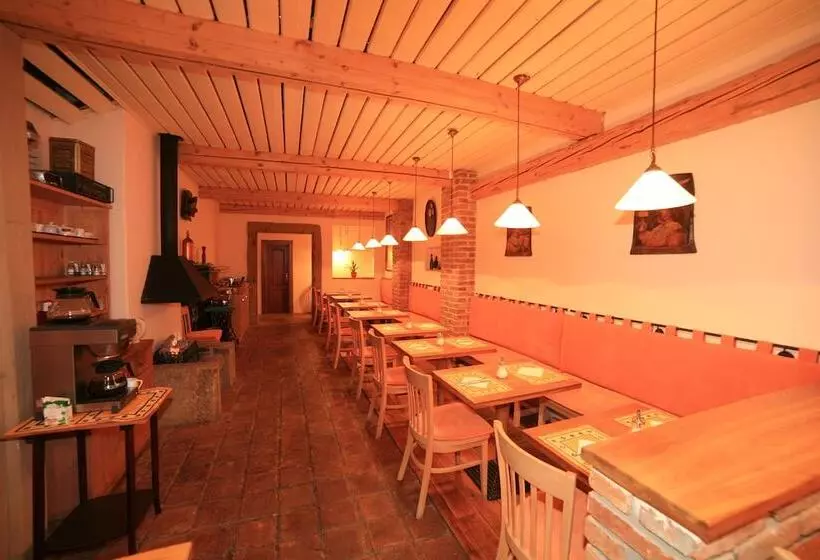 Fotos del hotel Kavalerie:  3