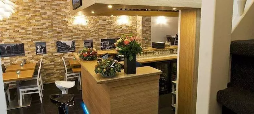 Fotos del hotel Larende:  11