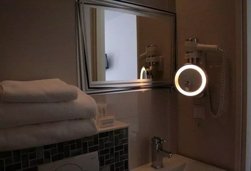 Fotos del hotel Larende:  24