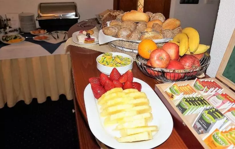 Fotos del hotel Coronet:  8