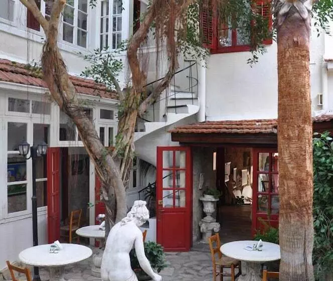 Fotos del hotel Kiniras Traditional Hotel & Restaurant:  13