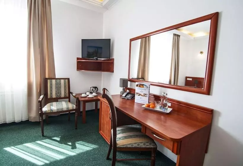 Fotos del hotel Artur:  10