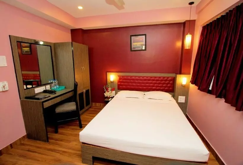 Fotos del hotel Crestwood:  10