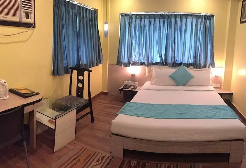 Fotos del hotel Crestwood:  17