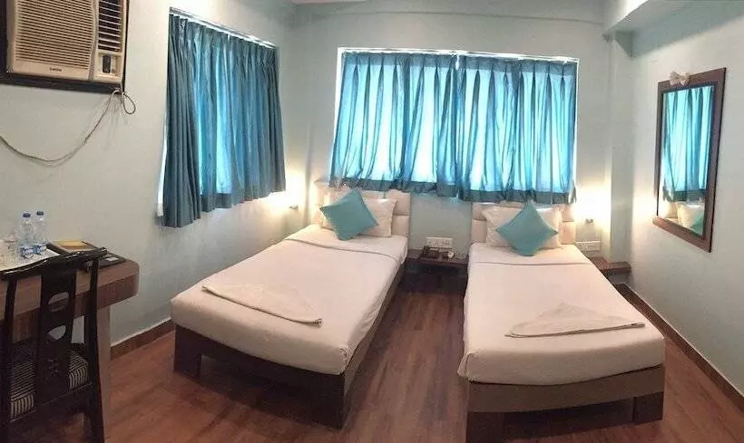 Fotos del hotel Crestwood:  16