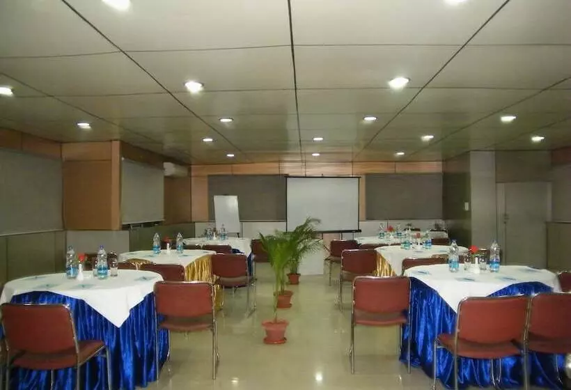 Fotos del hotel Crestwood:  9